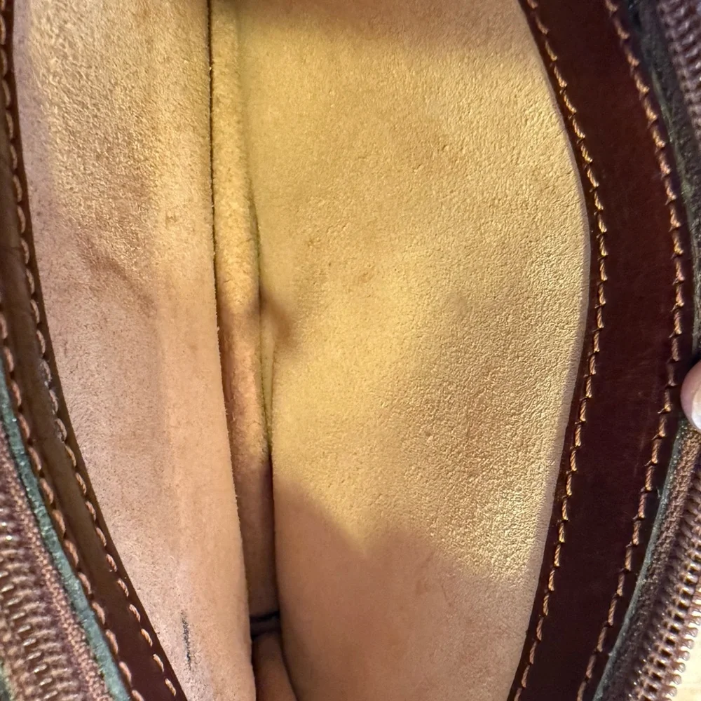 Artisan Craftsmanship, timeless luxury made in Italy Old Angler Firenze bag